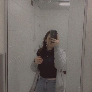 Meet your Posher, Alison